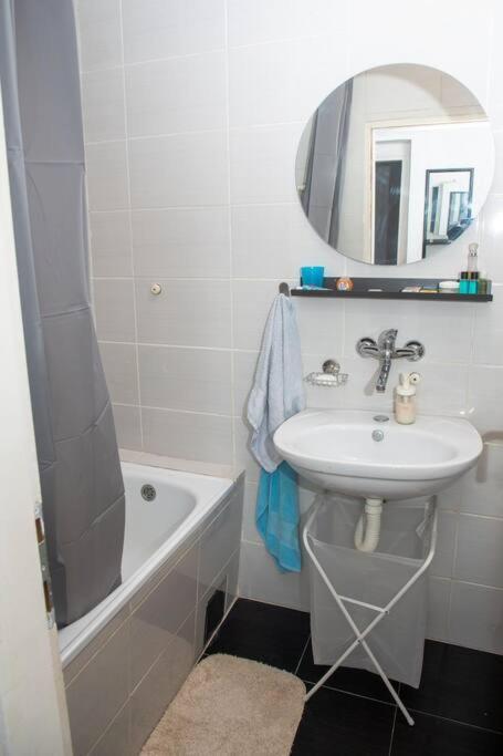 Dora Apartment นิส ภายนอก รูปภาพ